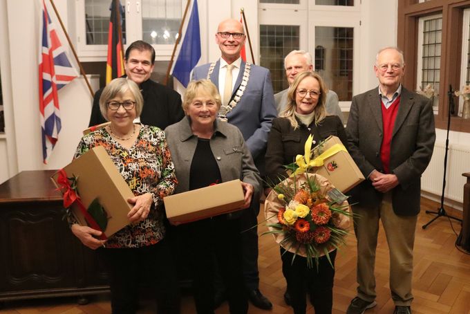 Gruppenbild der ausscheidenden Ratsmitglieder